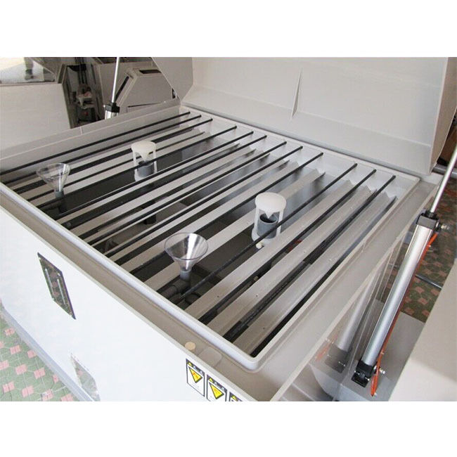 Unità di prova di corrosione a nebbia salina AC220V 50Hz con camera a nebbia salina personalizzabile per il controllo e il collaudo industriale